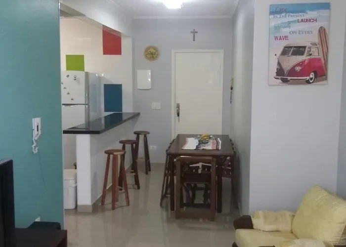 Guarujá, apto a 150 metros da praia - Enseada